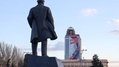 Σενάρια δημοψηφίσματος για τις περιοχές του Ντονέτσκ και του Λουχάνσκ